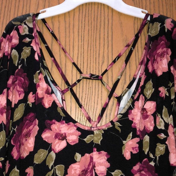 Romper - Picture 3 of 3